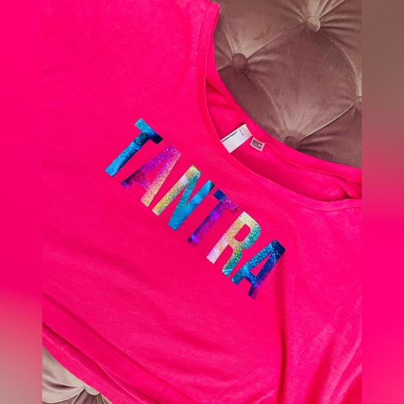 Tantra Cropped Top - Picture 2 of 5